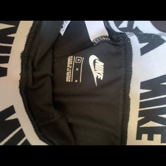 Nike leggings - Picture 2 of 2